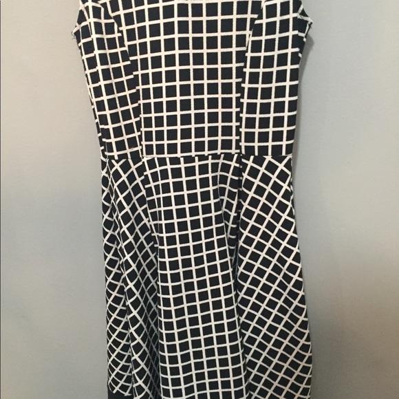 Black & white windowpane Papermoon dress // Small - Picture 4 of 4